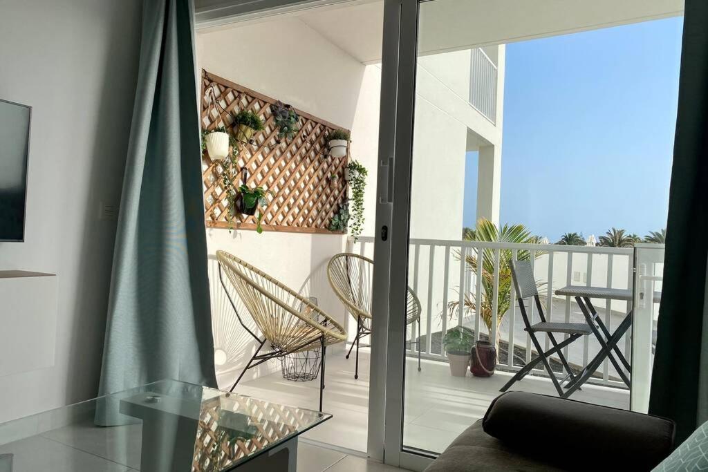 Oasis View Lanzarote Apartman Costa Teguise Kültér fotó