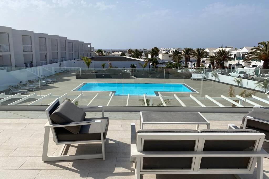 Oasis View Lanzarote Apartman Costa Teguise Kültér fotó